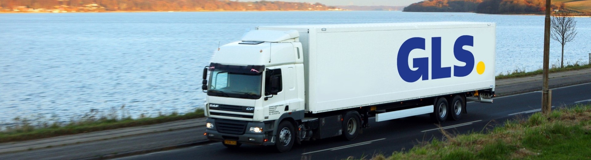 truck-near-water truck-near-water