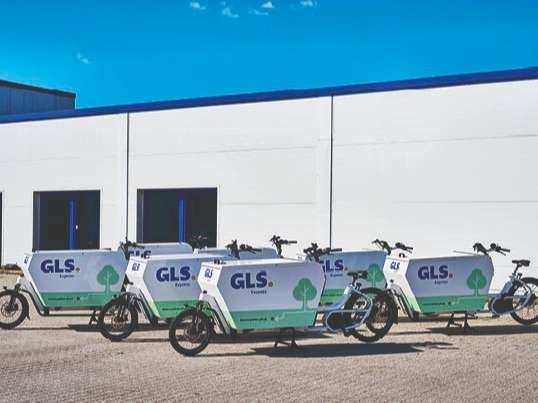 elektriske GLS elcykler ved depot