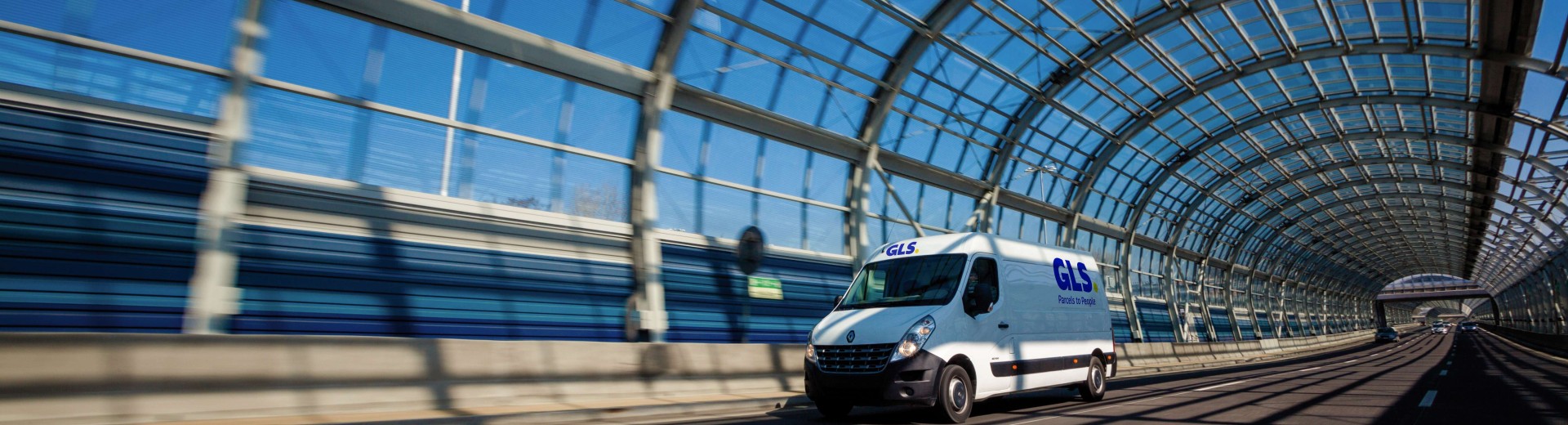 nemzetközi csomagfeladás